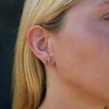 Load image into Gallery viewer, Diamond Bird of Paradise Stud Earring