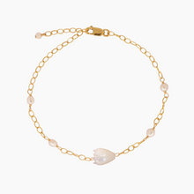 Load image into Gallery viewer, White Pikake Keshi Pearl Bracelet