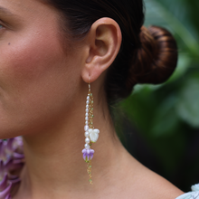 Load image into Gallery viewer, Crown Flower Dangle Earring