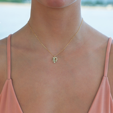 Load image into Gallery viewer, Medium Monstera Necklace