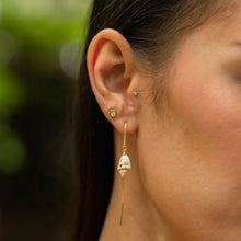 Load image into Gallery viewer, Shell Threader Earrings