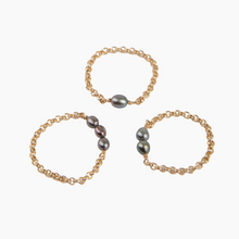 Load image into Gallery viewer, Peacock Keshi Pearl Chain Ring Set of Three