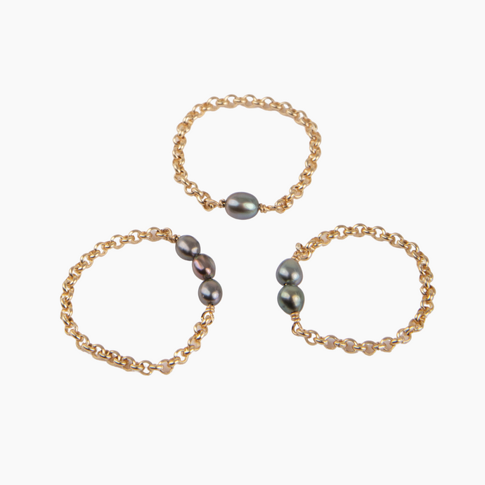 Peacock Keshi Pearl Chain Ring Set of Three