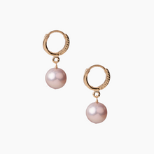 Load image into Gallery viewer, Pink Pearl Huggie Earring
