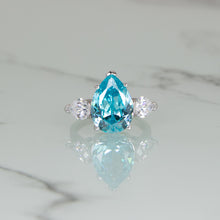 Load image into Gallery viewer, Blue Goddess Ring
