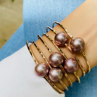 Why a Pink Pearl Bracelet is the Perfect Gift for the Modern Mermaid