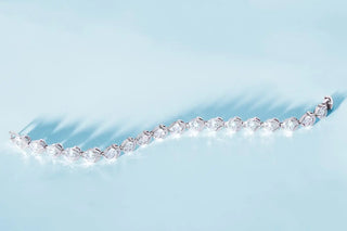 7 Reasons Why Gemstone Bracelets Are the Must-Have Accessory of the Year