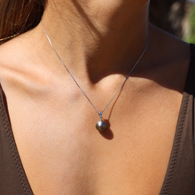 Load image into Gallery viewer, Asha Tahitian Necklace