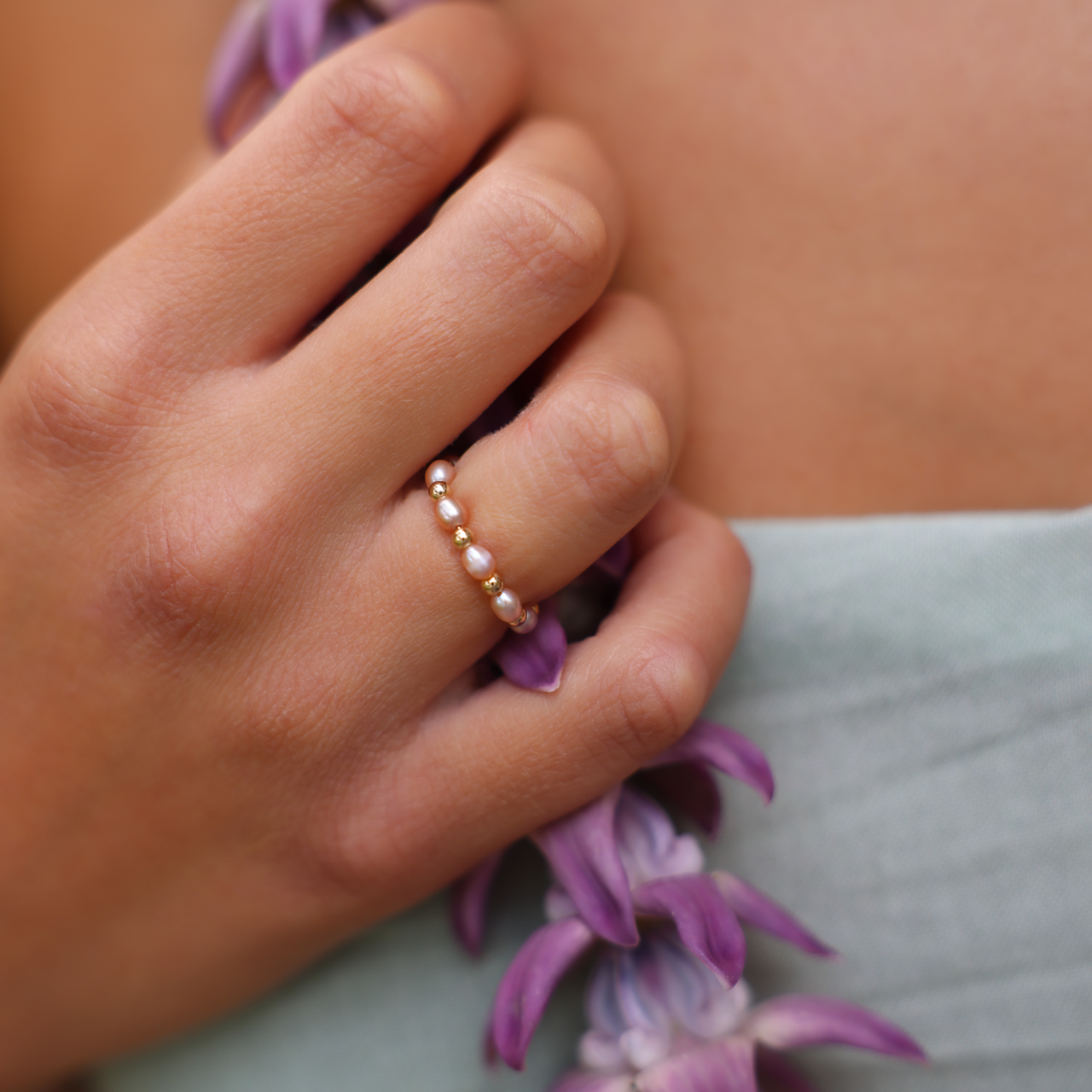 14k Real Yellow Gold Angel Hair Pink Coral good Ring Hawaii -VINTAGE