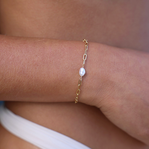 White Keshi Pearl Paperclip Bracelet