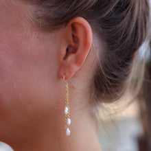 Load image into Gallery viewer, Chandelier White Keshi Pearl Drop Earring