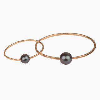 Mom and daughter Tahtian Pearl Bangle set of two in gold
