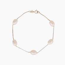 Load image into Gallery viewer, Roxy Pearl Bracelet