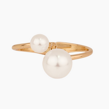 Load image into Gallery viewer, Bomboocha White Pearl Cuff