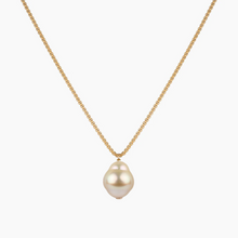 Load image into Gallery viewer, Felicia Golden South Sea Pearl Necklace