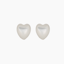 Load image into Gallery viewer, Mother oF Pearl Heart Studs