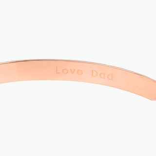 Close up of Hawaiian Heirloom Bangle in gold handcrafted in Hawaii 