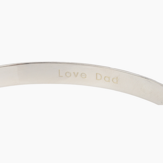 Close up of Hawaiian Heirloom Bangle in silver handcrafted in Hawaii 