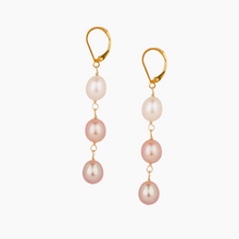 Load image into Gallery viewer, Ombré Pink Koi Pearl Earring