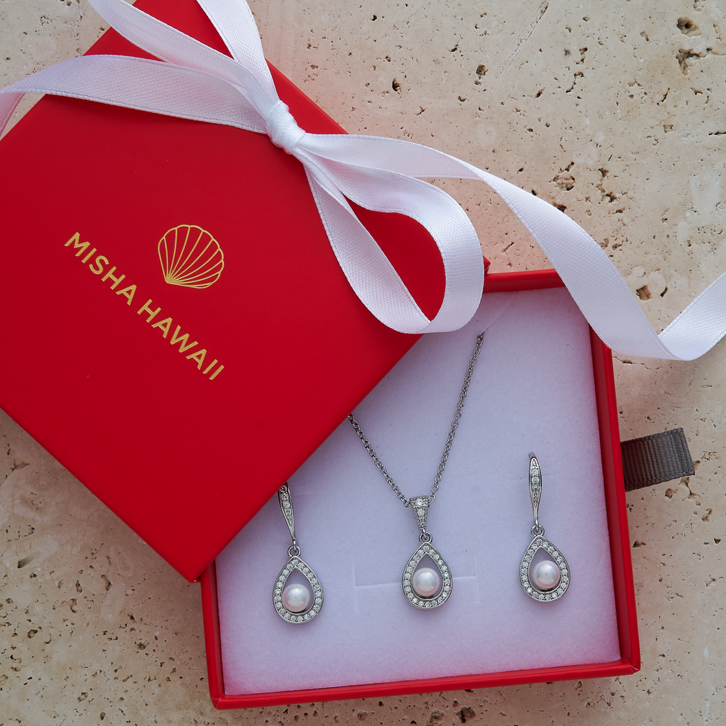 Forever Pearl Gift Set