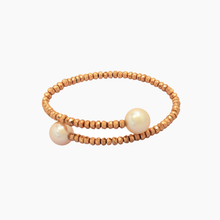 画像をギャラリービューアに読み込む, Gold Hematite White Pearl Coil Bracelet