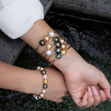 Load image into Gallery viewer, Hau Pearl Knotted Bracelet