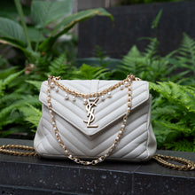 画像をギャラリービューアに読み込む, White Pearl Chain Bag Charm