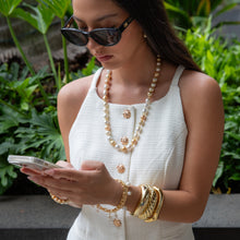 Load image into Gallery viewer, Luana Gold Cuff