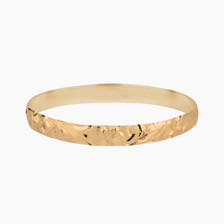Hawaiian Heirloom Bangle in gold handcrafted in Hawaii 