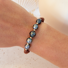 Load image into Gallery viewer, Elima Tahitian Pearl Sandalwood Bracelet