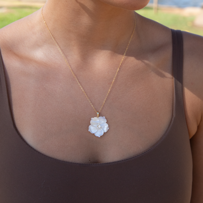 Hibiscus Mother of Pearl Necklace