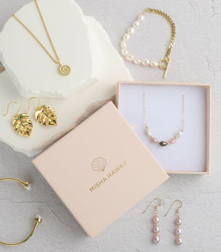 The Monthly Plan - Goddess Jewelry Subscription Box
