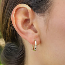 画像をギャラリービューアに読み込む, Aquamarine Hoop Earrings