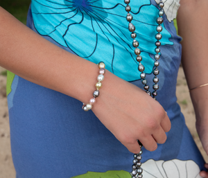 Mini Napali Knotted Pearl Bracelet