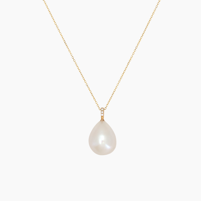 Ines Diamond Pearl Necklace