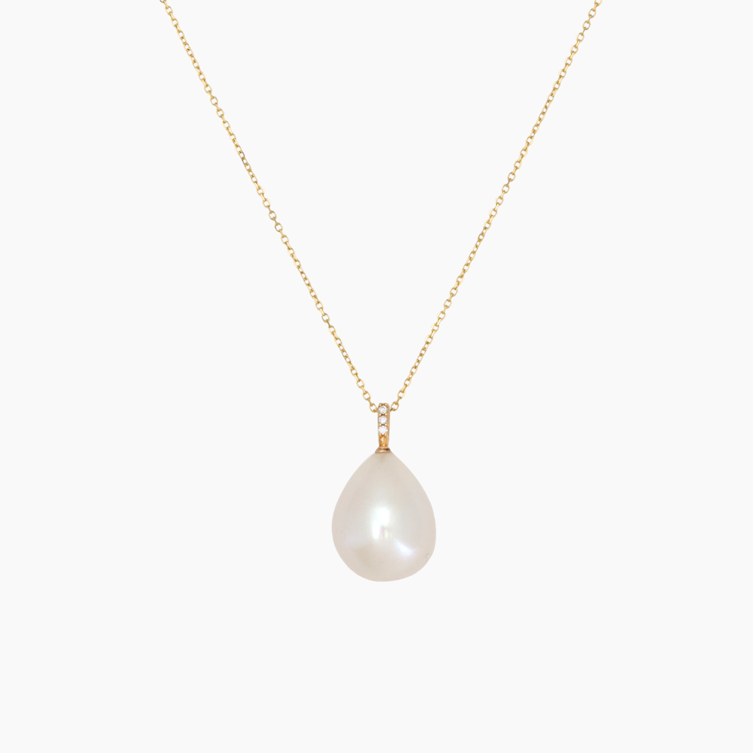 Ines Diamond Pearl Necklace