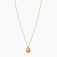 Load image into Gallery viewer, Golden South Sea Pearl necklace long with gold chain