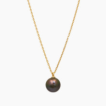Load image into Gallery viewer, Large Tahitian black pearl necklace handcrafted in Hawaii