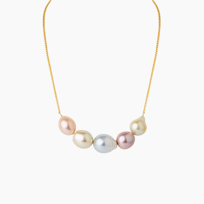 Queen Pastel Pearl Necklace