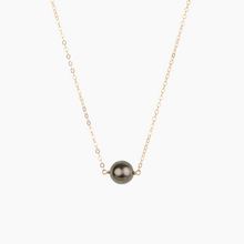 Load image into Gallery viewer, Mama Tahitian Pearl Bar Necklace