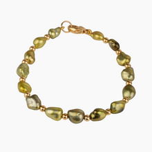 Load image into Gallery viewer, Pistachio Keshi Pearl Bracelet
