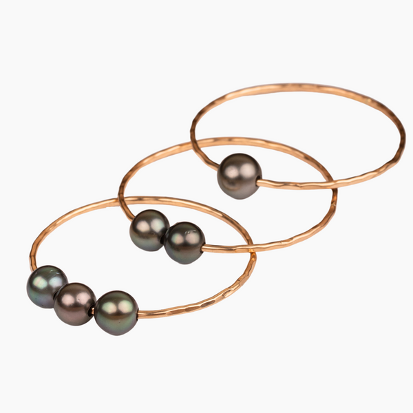 タヒチアンパール　バングル　Maimoda Jewelry Tahitian Pearl Trifecta Set of 3 Bangles – MishaHawaii