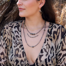 Load image into Gallery viewer, Crimson Peacock Tahitian Pearl Necklace