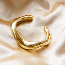 Load image into Gallery viewer, Hokulani Gold Cuff