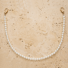 Load image into Gallery viewer, Classic White Pearl Bag Chain