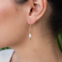 画像をギャラリービューアに読み込む, マリコ アクアマリン タヒチアンパール フープイヤリング