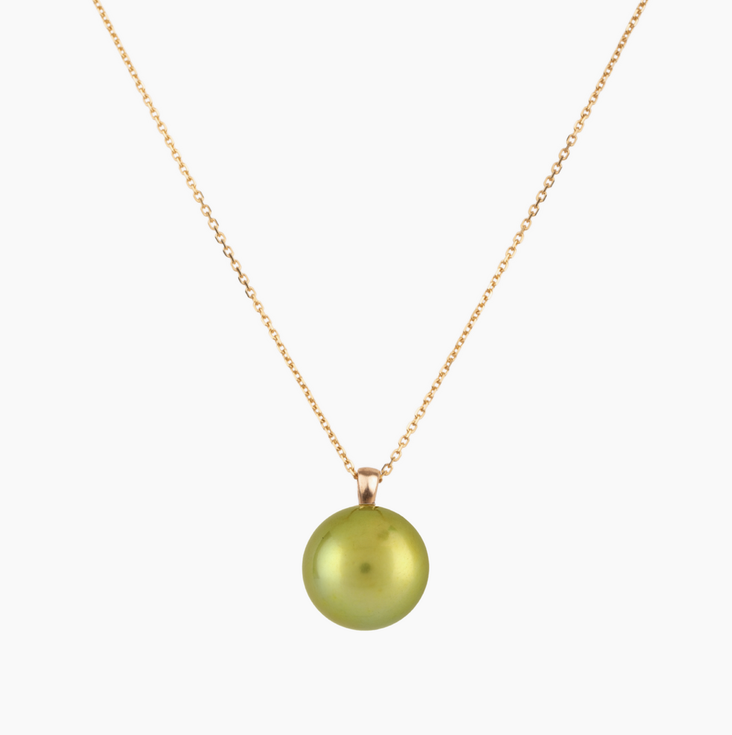 Chelsea Pearl Necklace