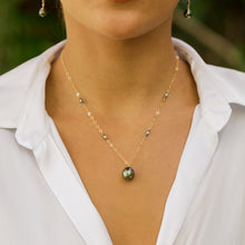 Load image into Gallery viewer, Noel Tahitian Pearl Necklace