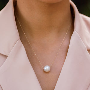 Floating White Pearl Necklace 14kt Gold