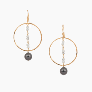 Mariko Howlite Pearl Earring